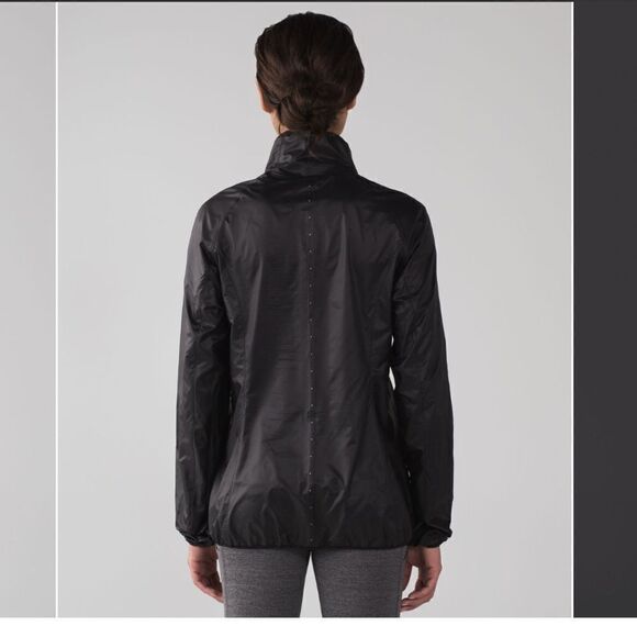 Lululemon Run With It Jacket - Picture 6 of 11